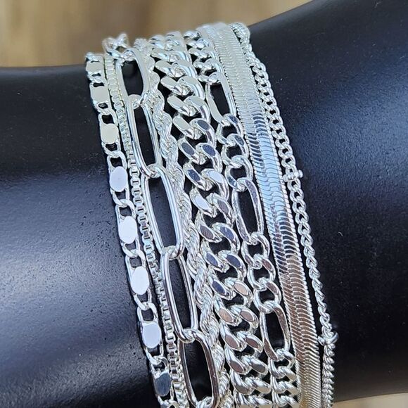 🩵NIB Elegant Sterling Silver Plated 8-Piece Chain Bracelet Set - Picture 8 of 12